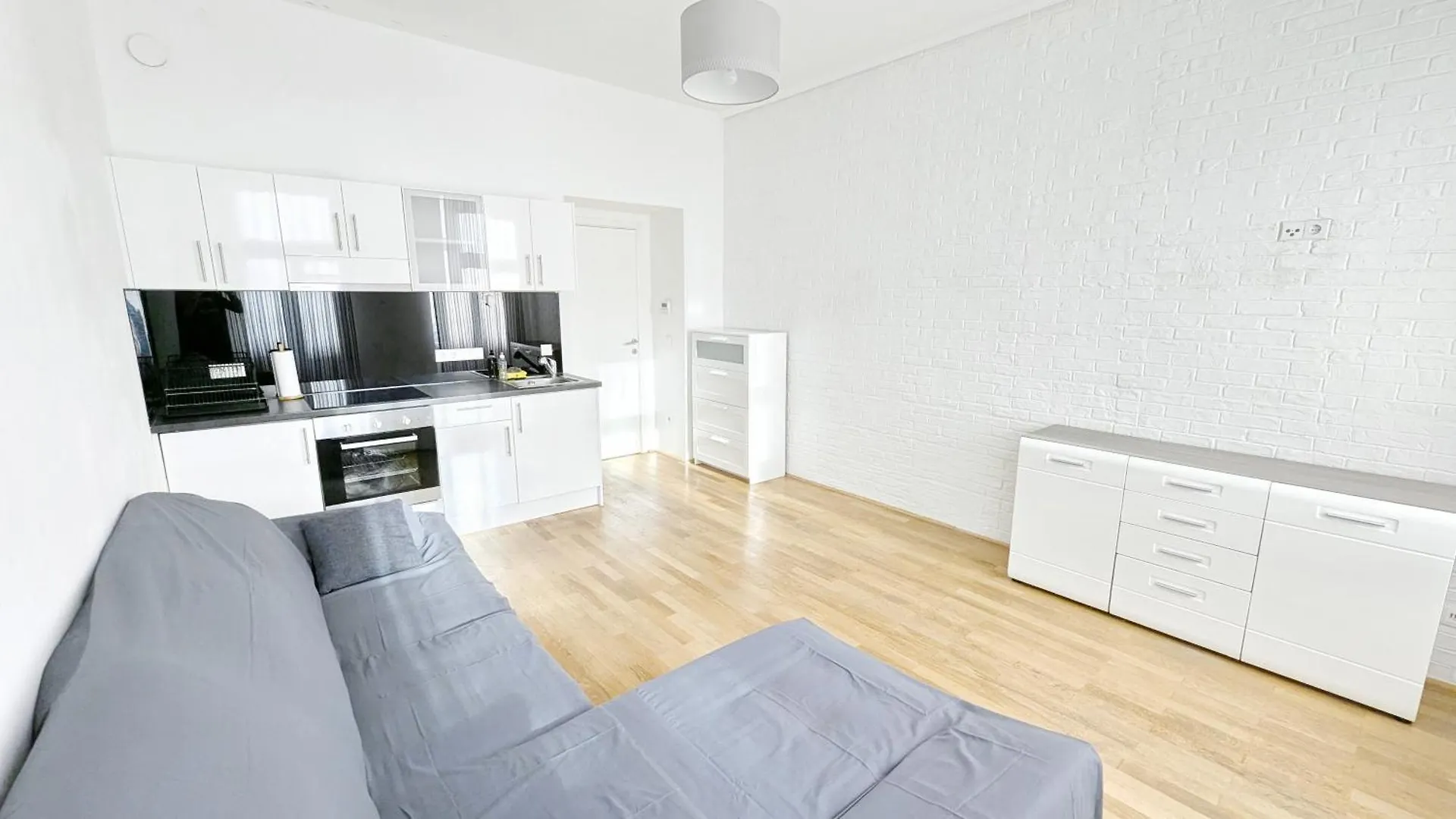 Apartment Cozy Apartment- 5 Minutes To Danube River Vienna Austria
