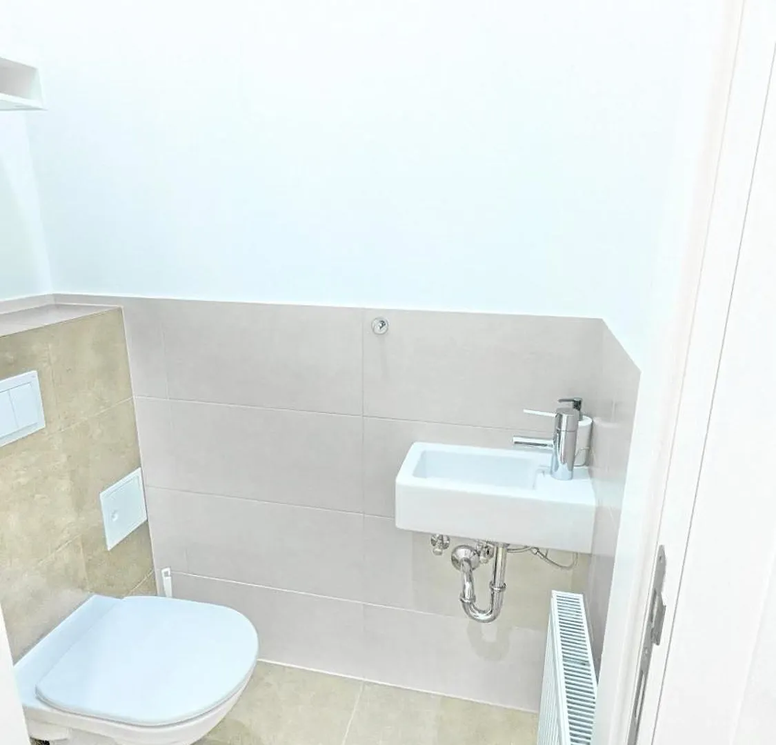 Cozy Apartment- 5 Minutes To Danube River Vienna Austria